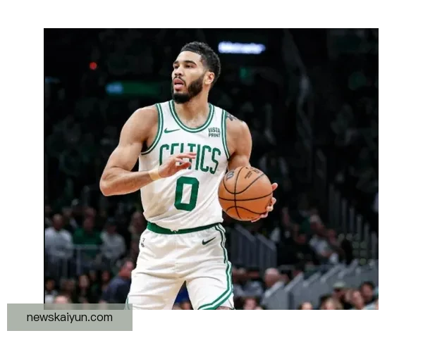 皮尔斯谈双探花塔图姆独处期布朗正打MVP赛季表现 皮尔斯谈双探花塔图姆独处期布朗正打MVP赛季表现